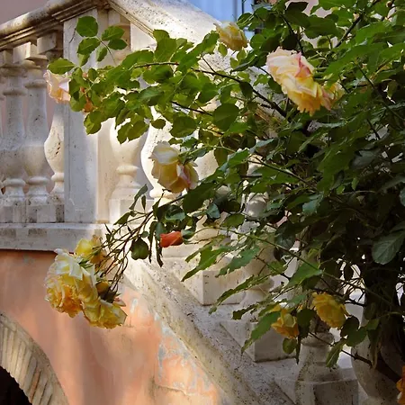 Il Rondo Boutique Hotel 3*