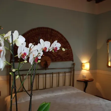 Il Rondo Boutique Hotel 3*